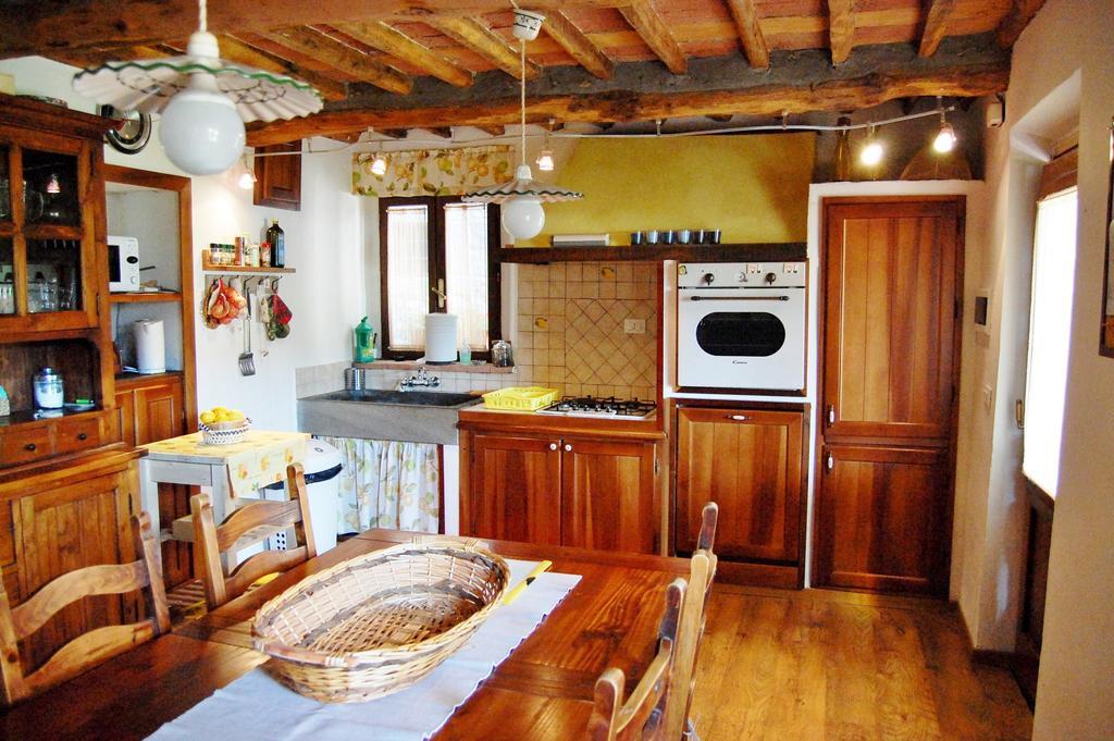 Casa Webb Villa Bagni di Lucca Phòng bức ảnh